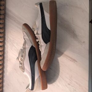 Puma White and Black Sneakers with Gum Sole